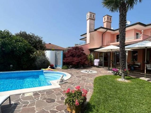 Prestigiosa villa di 150 mq in vendita, Via Po di Levante, 4A, Rosolina, Veneto