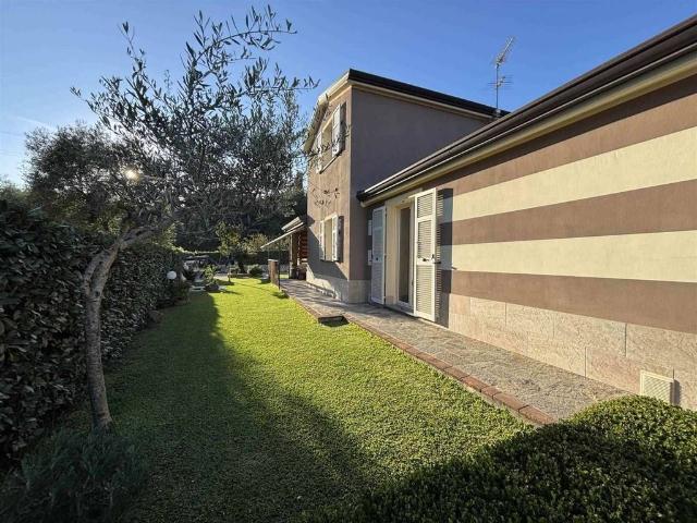 Prestigiosa villa di 150 mq in vendita, Sarzana, Italia