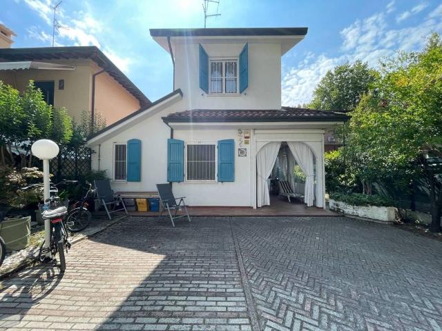 Prestigiosa villa di 155 mq in vendita Viale Volturno, 66, Cervia, Emilia Romagna