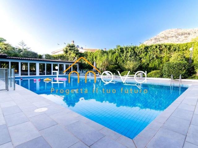 Prestigiosa villa di 170 mq in vendita Via Basilea, 3, Palermo, Sicilia