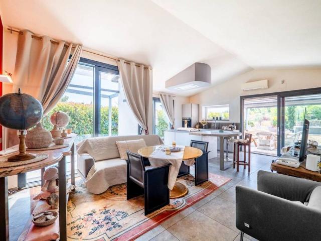 Prestigiosa villa di 170 mq in vendita, VIA LABBE, 22, Imperia, Liguria