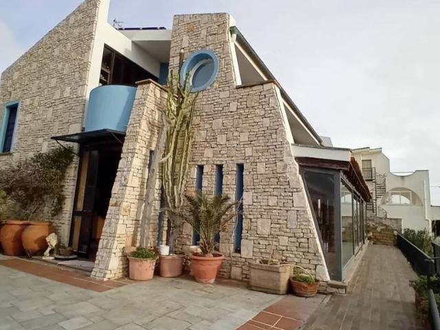 Prestigiosa villa di 170 mq in vendita, Capo San Marco, Sciacca, Sicilia