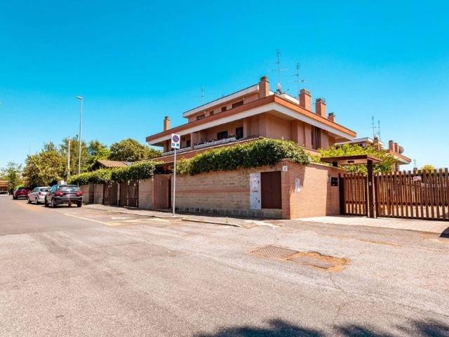 Prestigiosa villa di 175 mq in vendita Via Antonio Bazzini, 4/B, Roma, Lazio