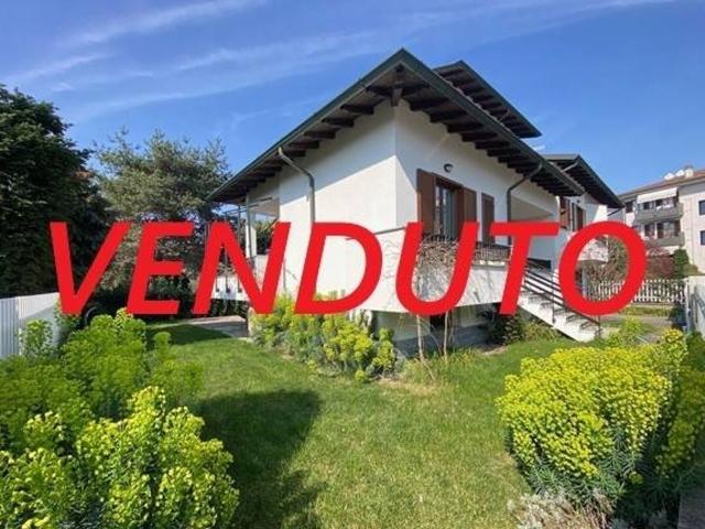 Prestigiosa villa di 180 mq in vendita, Via Carlo Pisacane, 9, Cornaredo, Milano, Lombardia