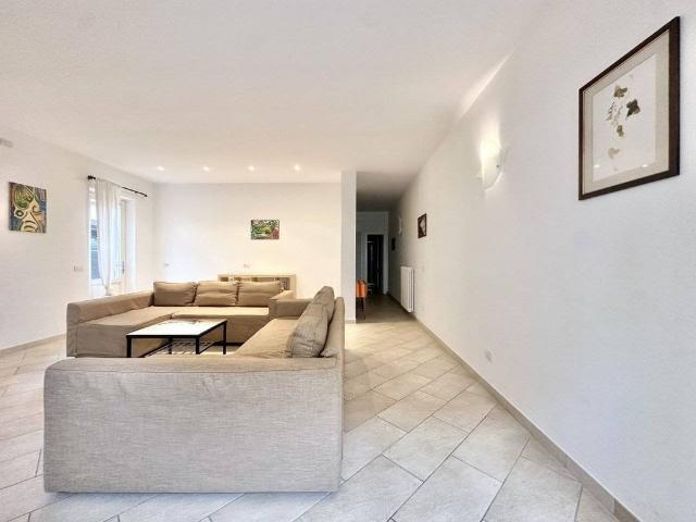 Prestigiosa villa di 180 mq in vendita, via giuseppe mazzini, Forte dei Marmi, Toscana
