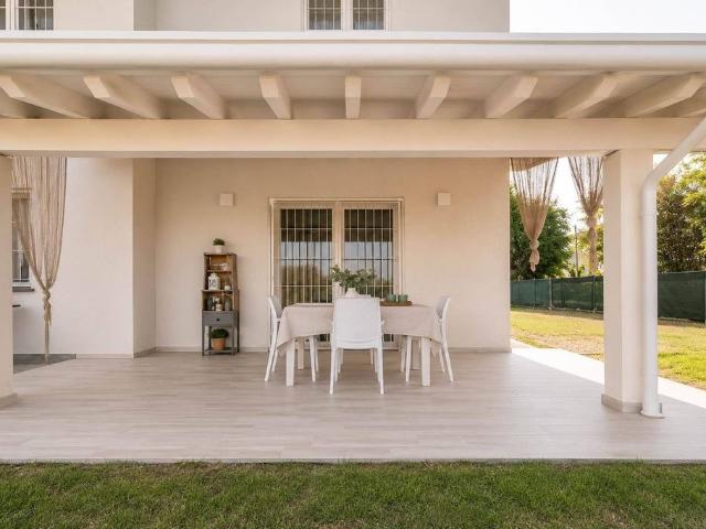 Prestigiosa villa di 182 mq in vendita, Imola, Emilia Romagna
