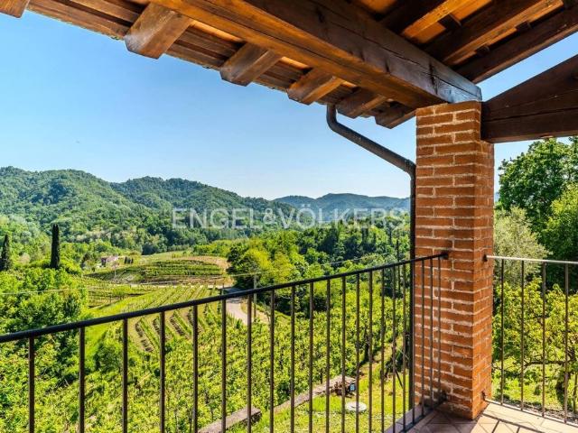 Prestigiosa villa di 191 mq in vendita, Via Giuseppe Lorenzoni, Cison di Valmarino, Treviso, Veneto