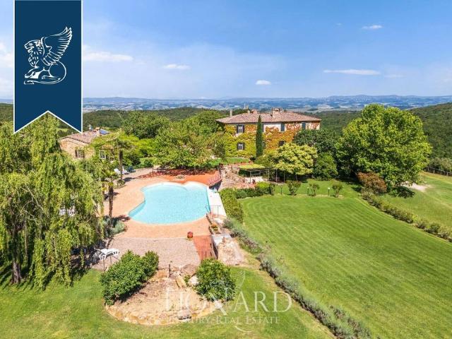 Prestigiosa villa di 2000 mq in vendita, Murlo, Toscana
