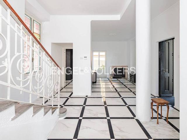 Prestigiosa villa di 200 mq in vendita Via dei Villini, 3, Como, Lombardia