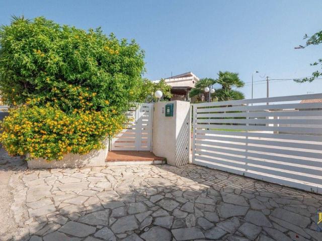 Prestigiosa villa di 214 mq in vendita V. Lampedusa, 6, Ragusa, Sicilia