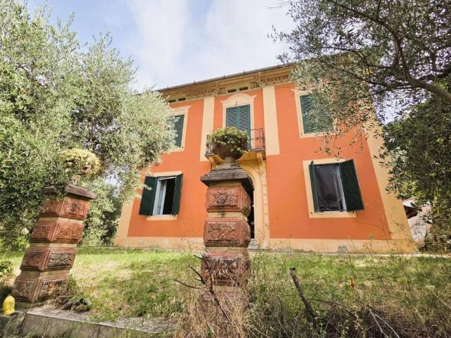 Prestigiosa villa di 220 mq in vendita Via di piletra, Lucca, Toscana