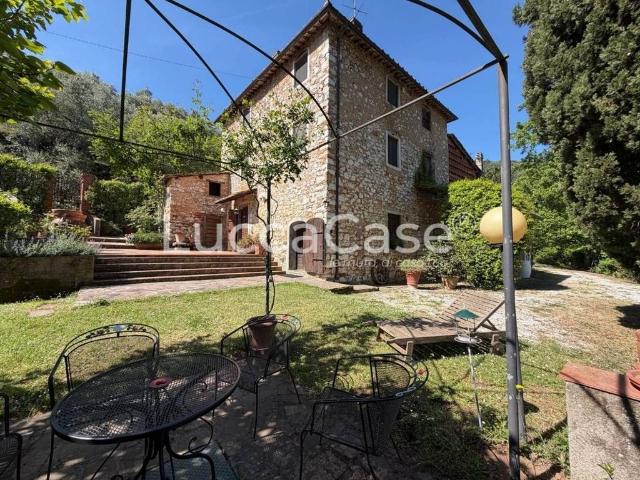 Prestigiosa villa di 230 mq in vendita, Via Di Vicopelago,, 3240, Lucca, Toscana