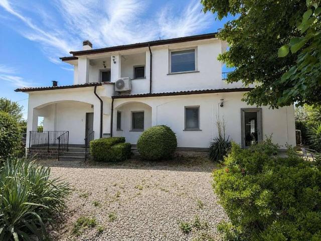 Prestigiosa villa di 240 mq in vendita Via Procoio 4, Viterbo, Lazio