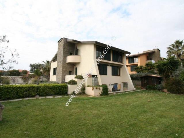 Prestigiosa villa di 240 mq in vendita Livorno, Italia