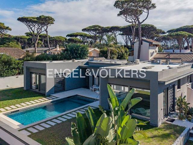 Prestigiosa villa di 250 mq in vendita, Via Castiglioncello, Fiumicino, Roma, Lazio