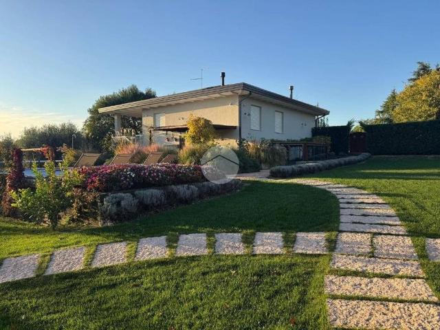 Prestigiosa villa di 250 mq in vendita Via Lazzaretto, Lonato, Brescia, Lombardia