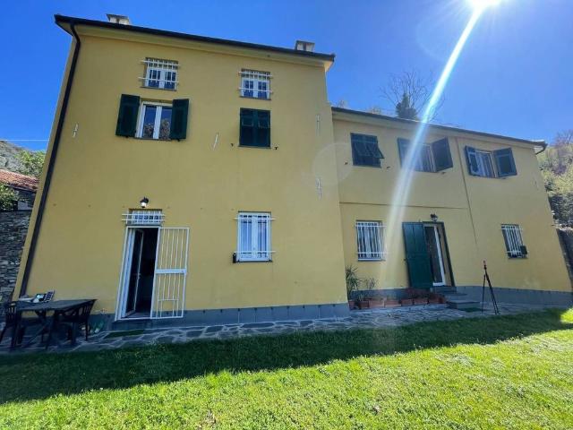 Prestigiosa villa di 250 mq in vendita, Recco, Italia