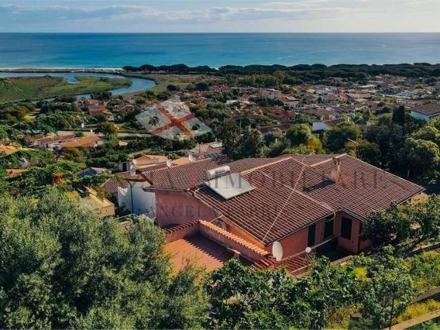 Prestigiosa villa di 254 mq in vendita, via Berlino, Siniscola, Nuoro, Sardegna