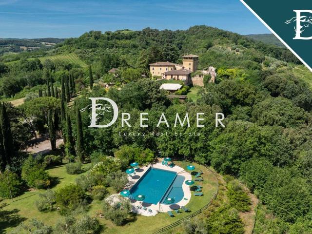 Prestigiosa villa di 2600 mq in vendita, Località San Donato, 53037, San Gimignano, Siena, Toscana