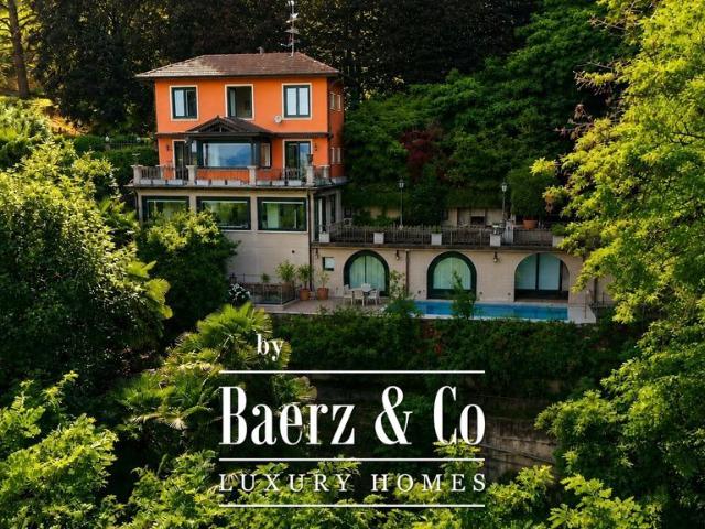 Prestigiosa villa di 274 mq in vendita 28046, Meina, Piemonte