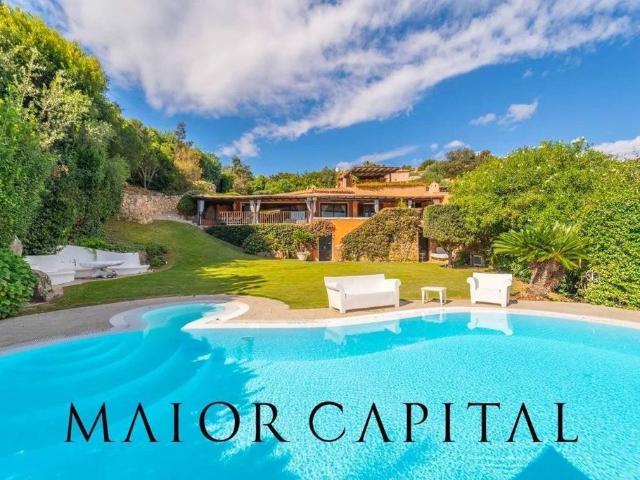 Prestigiosa villa di 295 mq in vendita, Via dei Ginepri, Porto Cervo, Sassari, Sardegna