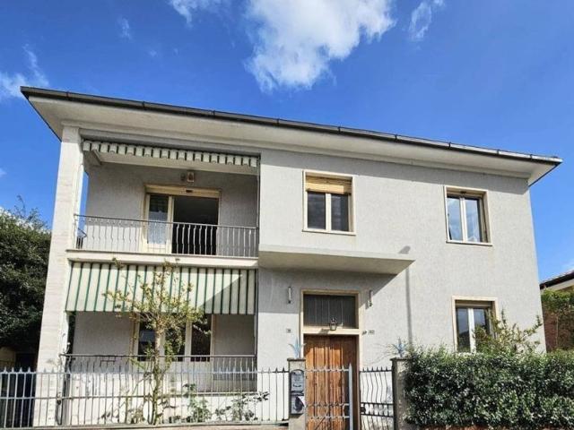Prestigiosa villa di 300 mq in vendita, Via Enea Ciacci, Siena, Toscana