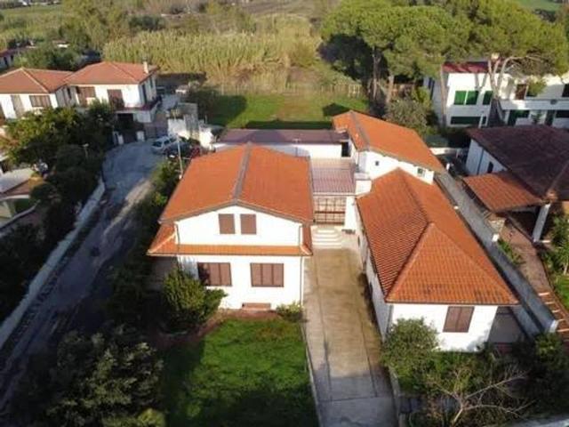 Prestigiosa villa di 305 mq in vendita Via Del Timo No Number, Sessa Aurunca, Caserta, Campania