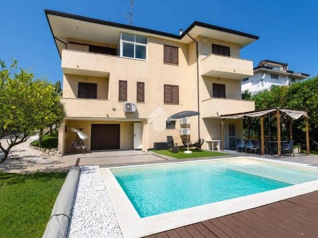 Prestigiosa villa di 314 mq in vendita Via Celestino, 12, Tortoreto, Teramo, Abruzzo