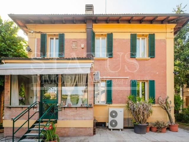 Prestigiosa villa di 330 mq in vendita San Lazzaro di Savena, Emilia Romagna