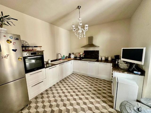Prestigiosa villa di 335 mq in vendita, Via Ugo Foscolo, Poggio a Caiano, Prato, Toscana