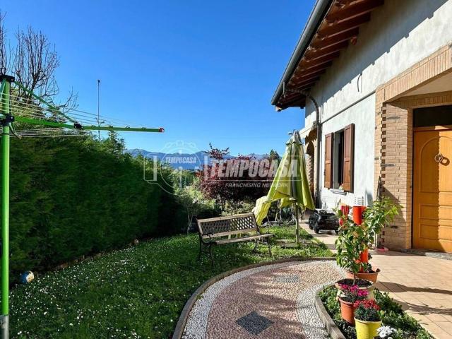 Prestigiosa villa di 337 mq in vendita, Via san michele 16, Monticello Brianza, Lombardia