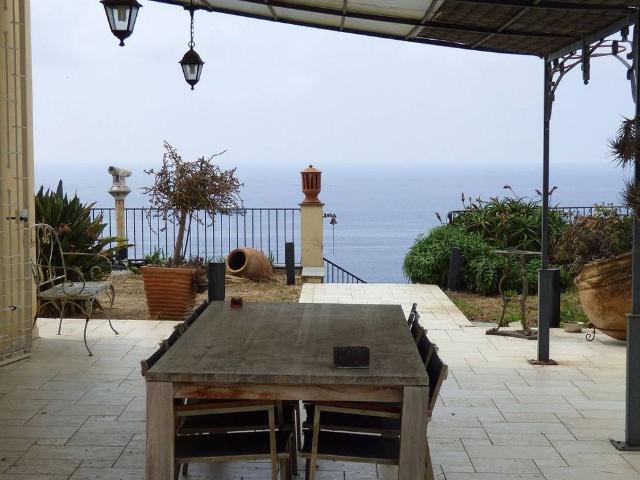 Prestigiosa villa di 350 mq in vendita, Sanremo, Italia