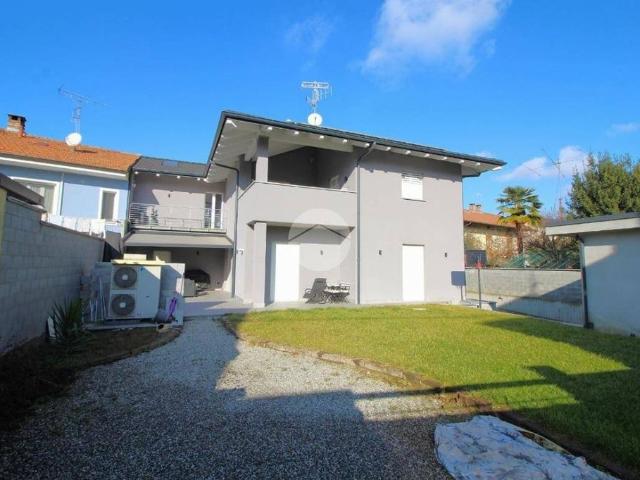 Prestigiosa villa di 360 mq in vendita Via Monfalcone, 10, Brandizzo, Piemonte