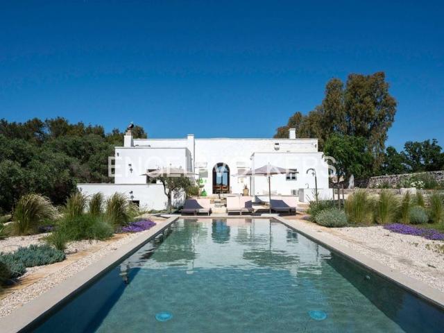 Prestigiosa villa in vendita Ostuni, Italia