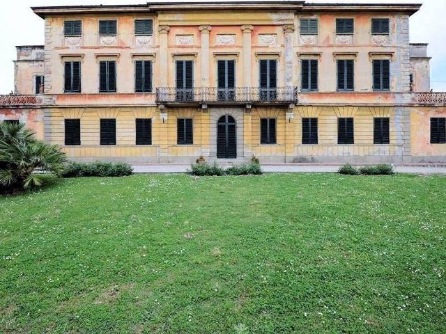 Prestigiosa villa in vendita Capannori, Italia