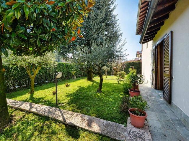 Prestigiosa villa in vendita Via Alberto da Giussano, 26b, Biassono, Lombardia