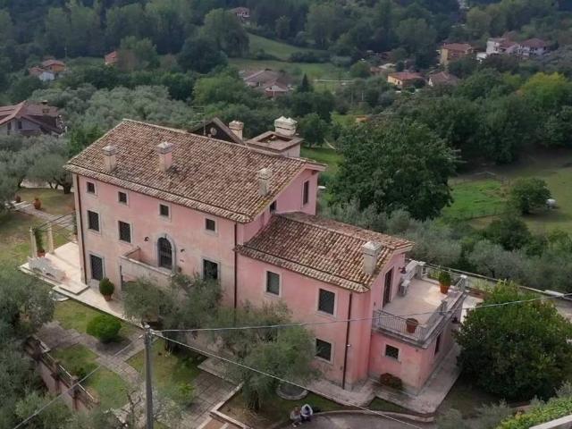 Prestigiosa villa in vendita via bagni, Frosinone, Lazio