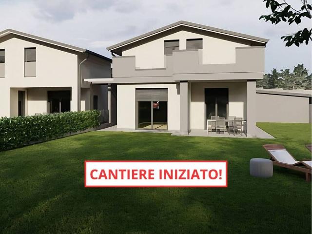 Prestigiosa villa di 240 mq in vendita Via Caravaggio, Montano Lucino, Lombardia