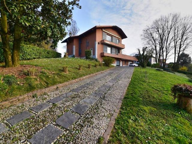 Prestigiosa villa in vendita Via Carlotta Banfi Premoli, Carnate, Monza e Brianza, Lombardia