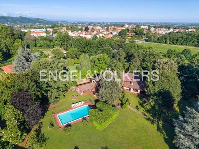 Prestigiosa villa in vendita Via dei Mille, 10, Monticello Brianza, Lecco, Lombardia