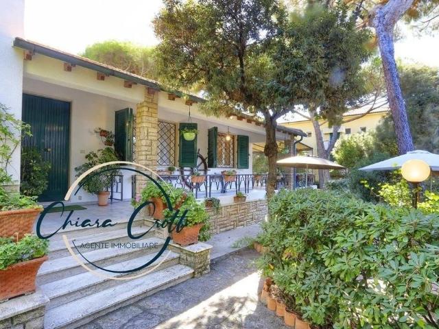 Prestigiosa villa in vendita Via della Repubblica, 23, San Vincenzo, Livorno, Toscana