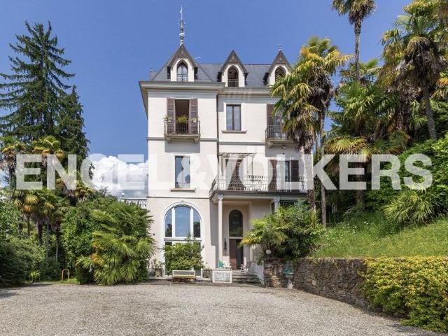 Villa di 800 mq in vendita Via Lugano, Luino, Varese, Lombardia