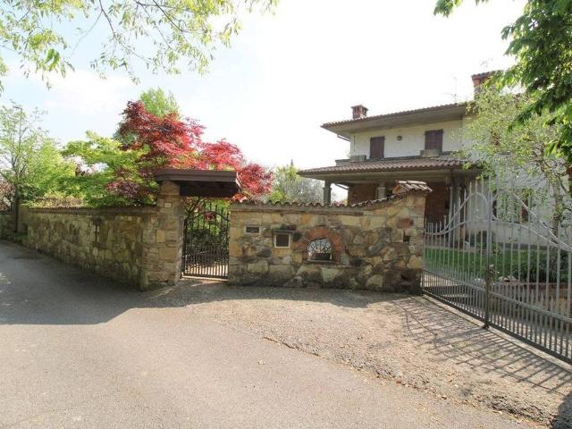 Prestigiosa villa in vendita Via Papa Giovanni XXIII, Corte Franca, Lombardia