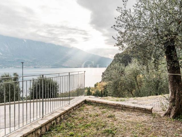 Prestigiosa villa in vendita Via S. Pietro, 28, Limone sul Garda, Lombardia
