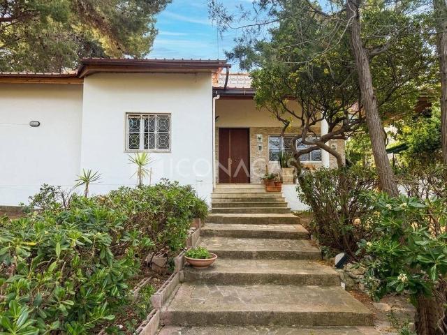 Prestigiosa villa in vendita Via San Vito, Polignano a Mare, Puglia