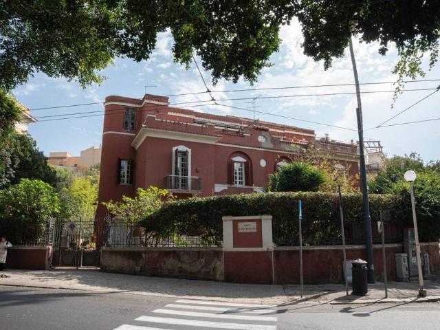 Prestigiosa villa in vendita Viale Luigi Merello, 47, Cagliari, Sardegna