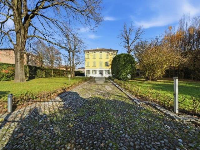 Prestigiosa villa in vendita Viale Vittorio Saltini, 89, Correggio, Reggio Emilia, Emilia Romagna