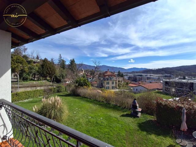 Prestigiosa villa mediterranea con giardino e vista aperta | dreamo. Ch