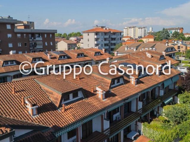 Prestigiosa Villetta a Schiera di 252 mq Via Mario Castagnone, 3, Cernusco sul Naviglio, Milano, Lombardia