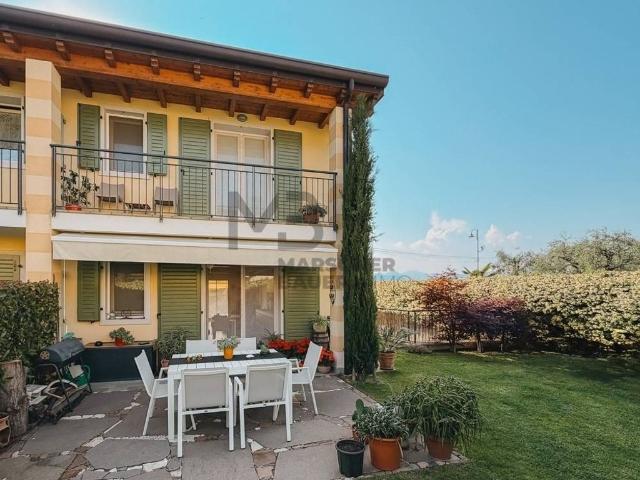 Prestigiosa Villetta a Schiera in vendita Torri del Benaco, Italia
